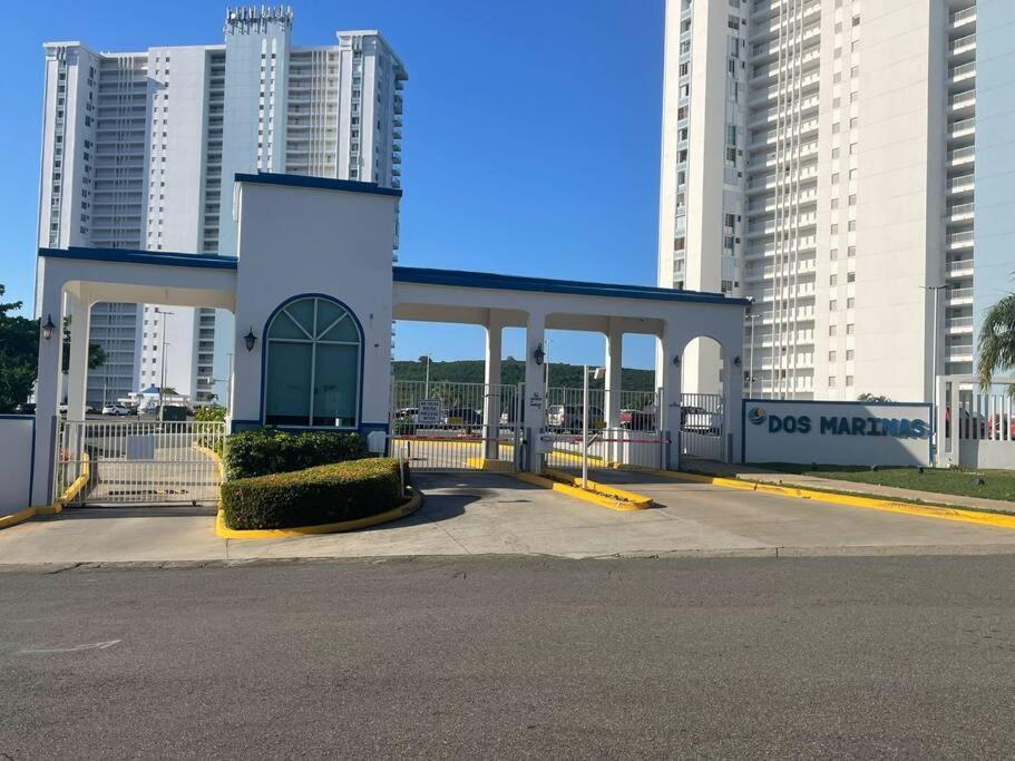Ocean View 2 Bed 1 Bath 2 Parkings & Pool @ Dos Marinas Fajardo Apartment Bagian luar foto