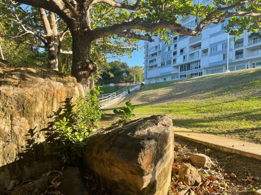Ocean View 2 Bed 1 Bath 2 Parkings & Pool @ Dos Marinas Fajardo Apartment Bagian luar foto